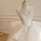 Robe de mariée beauté A-Line, décolleté en cœur, plissée, D3302