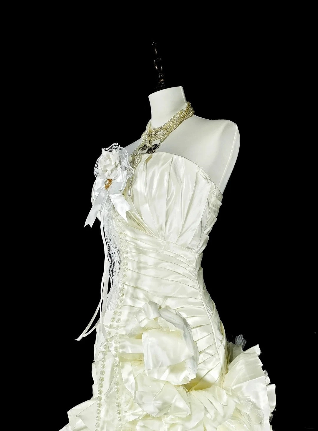Robe de mariée beauté A-Line, décolleté en cœur, plissée, D3302