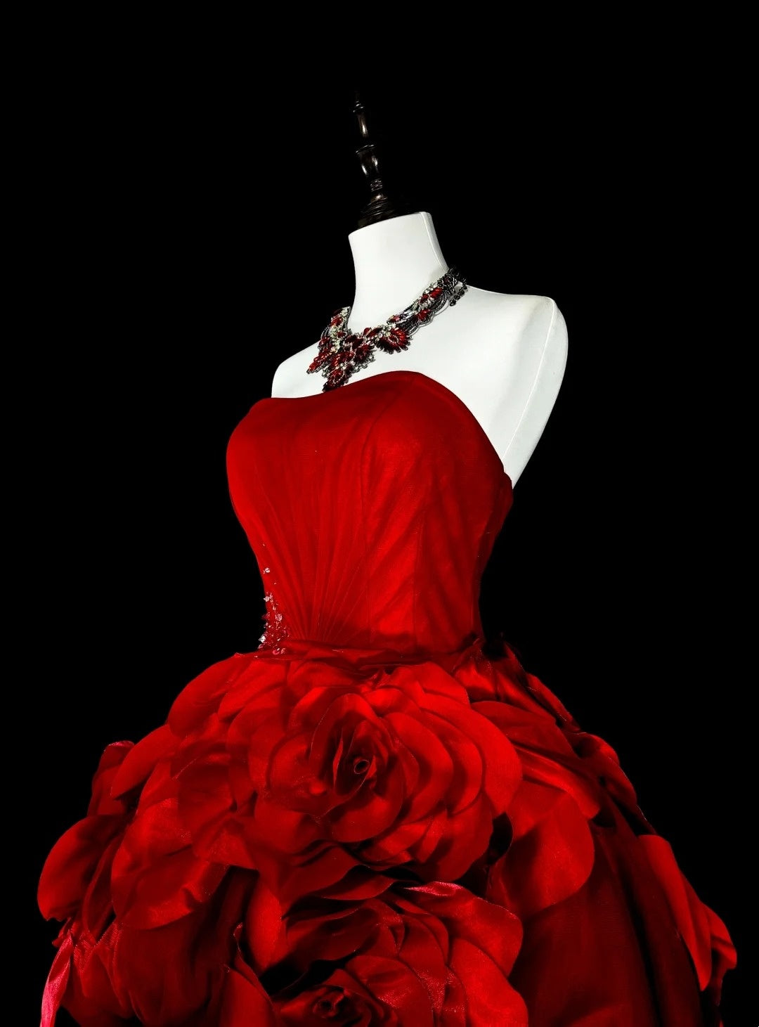 New Arrival Prom Dress Strapless Pleated Tulle Evening Dress Gala Dress          D3897