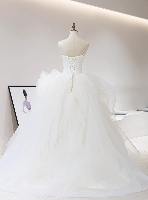 Robe de mariée beauté A-Line, décolleté en cœur, plissée, D3302