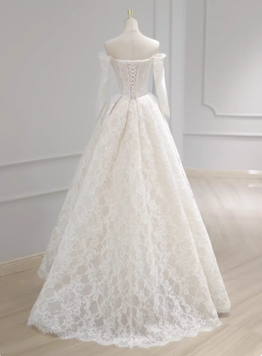 Robe de mariée beauté A-Line, décolleté en cœur, plissée, D3302