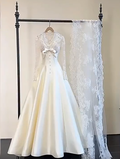 Robe de mariée beauté A-Line, décolleté en cœur, plissée, D3302