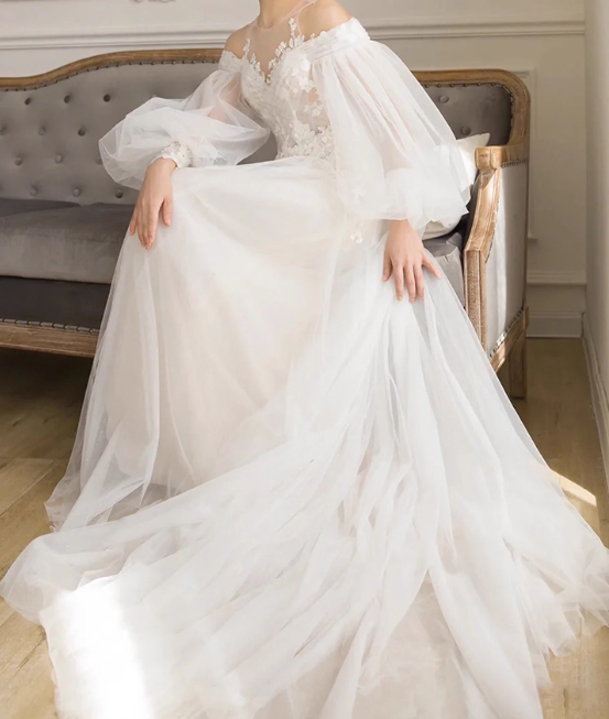 Robe de mariée beauté A-Line, décolleté en cœur, plissée, D3302