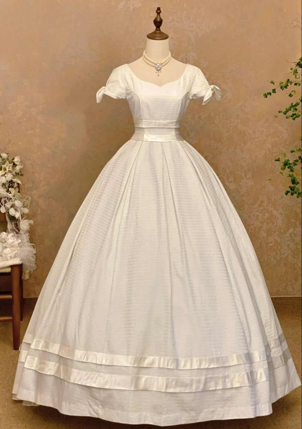 Minimalist Wedding Dress V-neck Short Sleeves Pleated Wedding Dress D3959