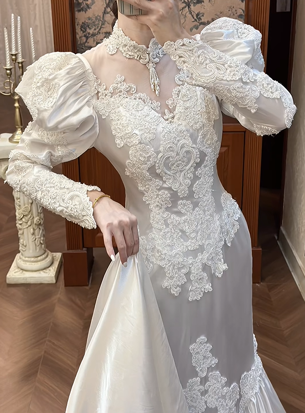 Vintage Wedding Dress High Collar Pleated Mermaid Wedding Dress  D3976