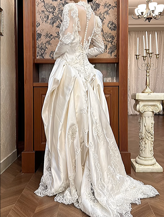Vintage Wedding Dress Sweetheart Pleated Wedding Dress  D3978