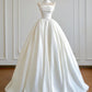 Robe de mariée beauté sans bretelles, robe de mariée plissée D3393