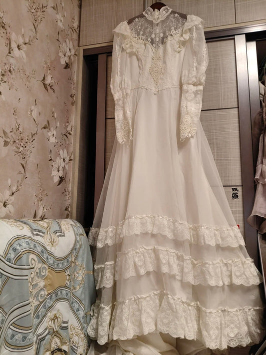 Retro Wedding Dress High Collar Tulle Wedding Dress  D3995