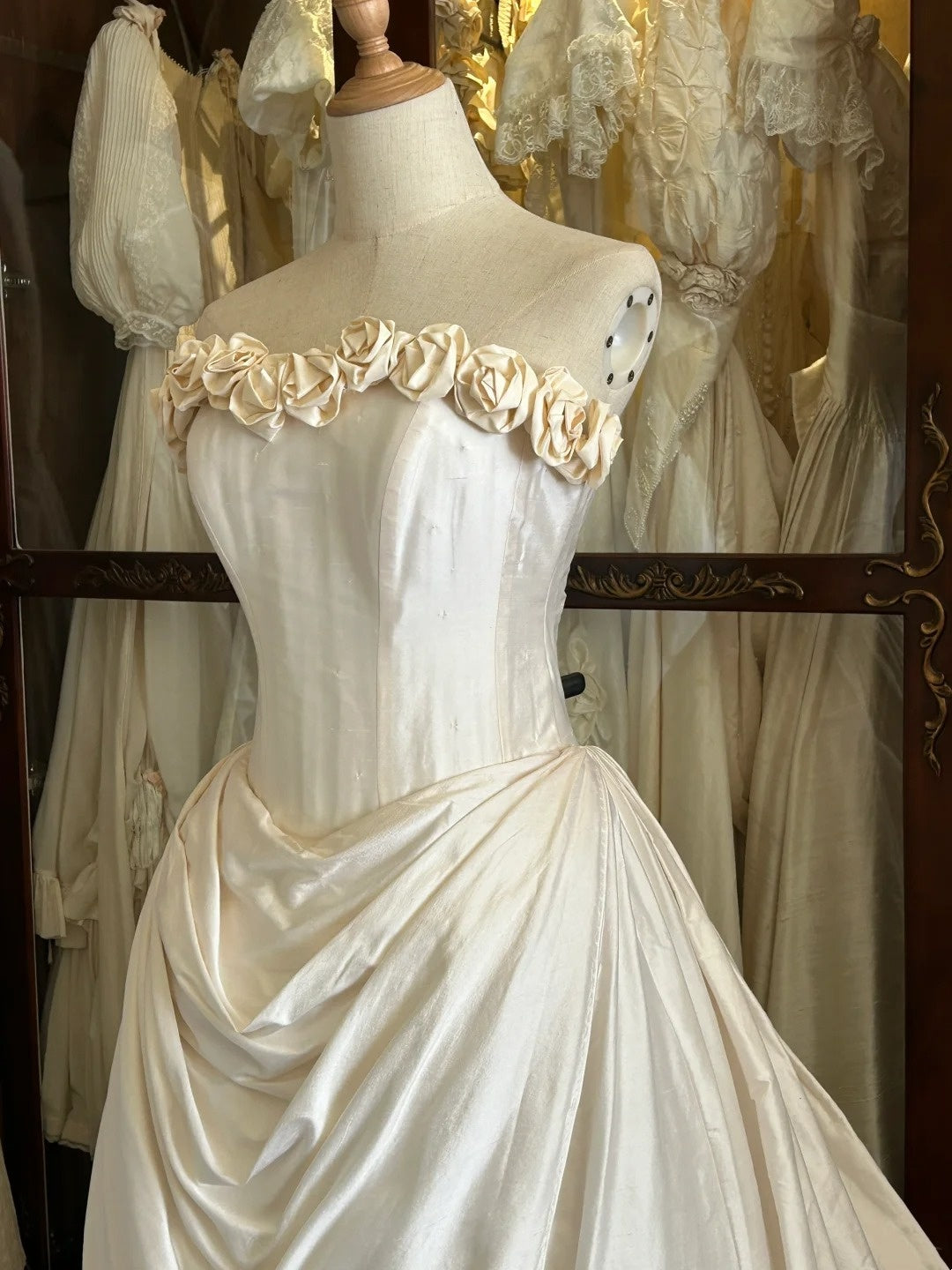 Minimalist Wedding Dress Strapless Pleated Wedding Dress  D3998