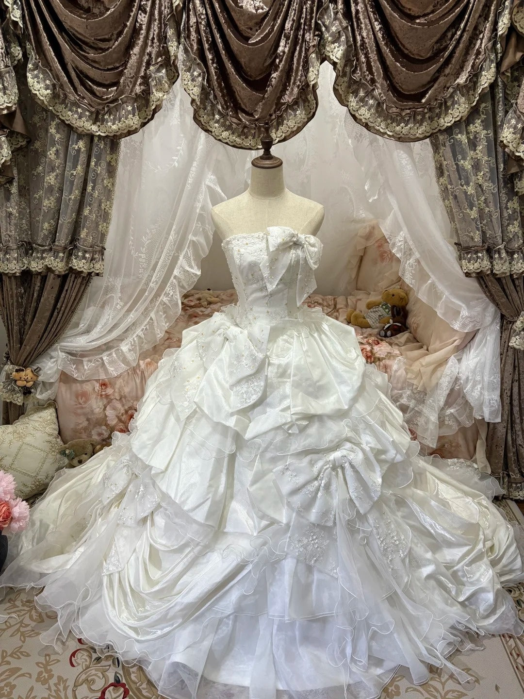 Stunning Prom Dress Strapless Pleated Evening Dress Quinceanera Dress Ball Gown    D4010