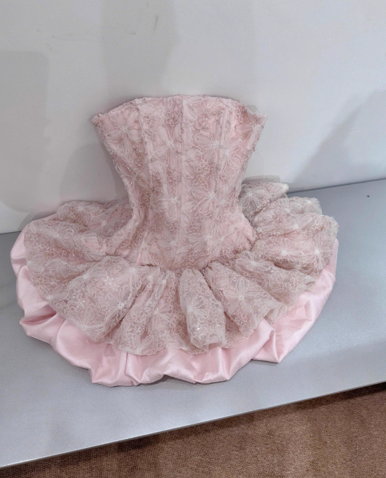 New Arrival Homecoming Dress Strapless Pleated Short Prom Dress Cocktail Dress Birthday Party Dress  D4043