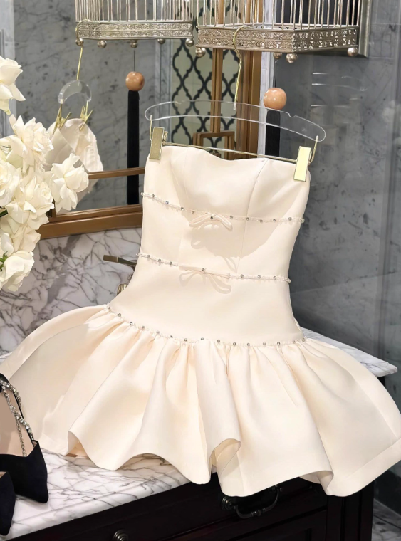 Robe de soirée courte plissée à bretelles spaghetti, tenue de soirée d'anniversaire, robe de cocktail D3339