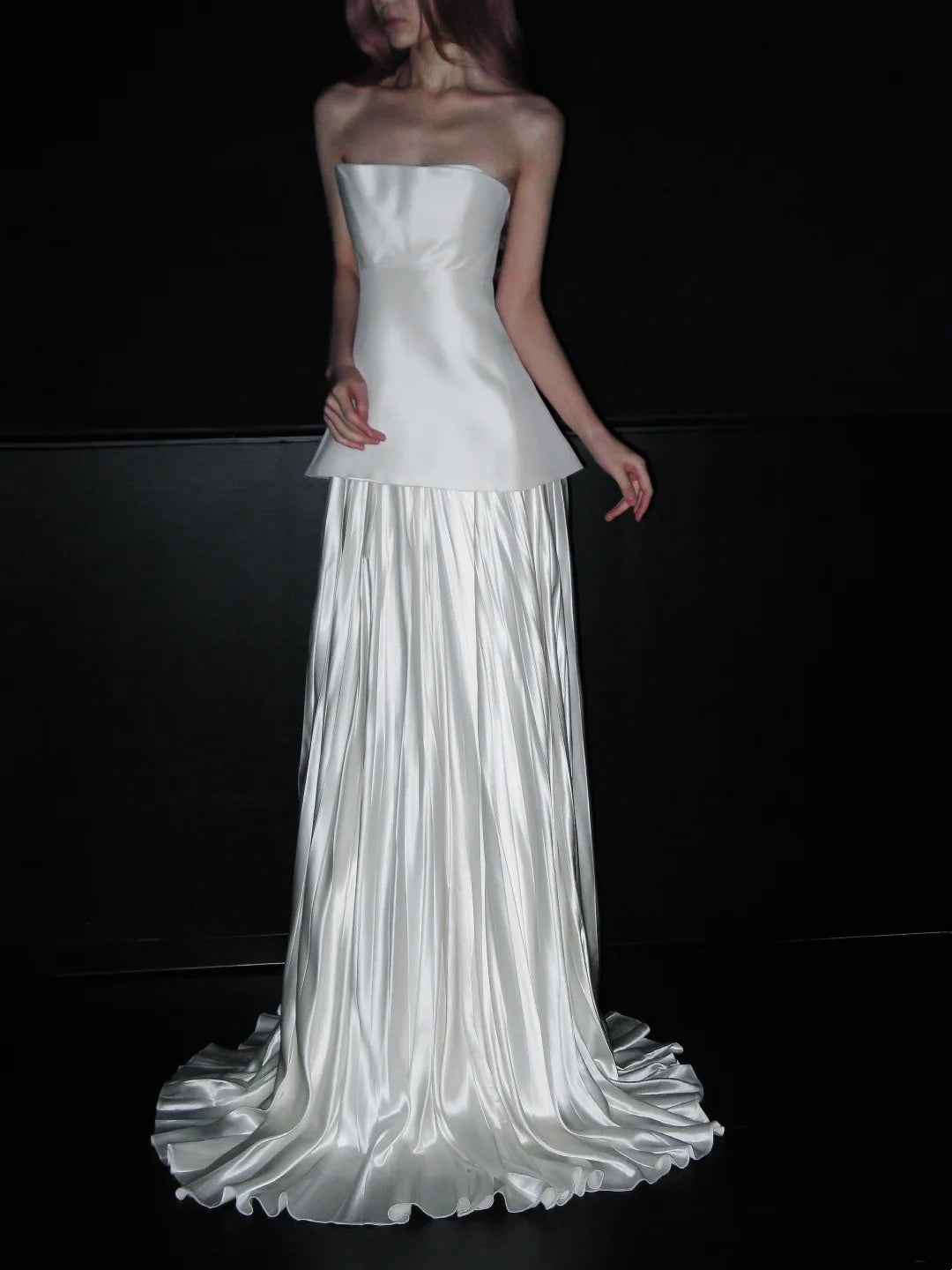 Elegant Wedding Dress Strapless Pleated Wedding Dress    D4076