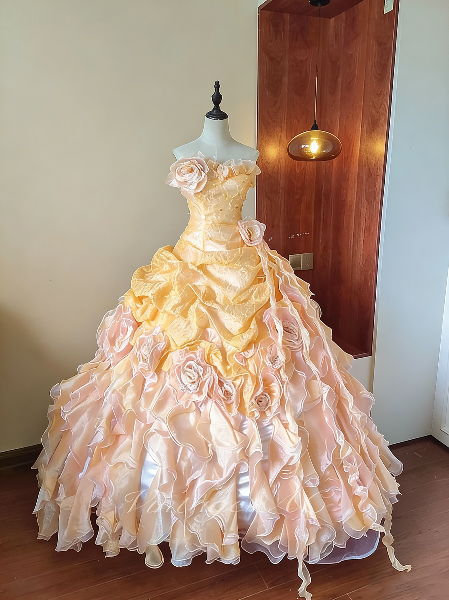 Cute Prom Dress Strapless Pleated Ruffle Ball Gown Birthday Party Outfits Evening Dress Sweet 16 Dress D4096