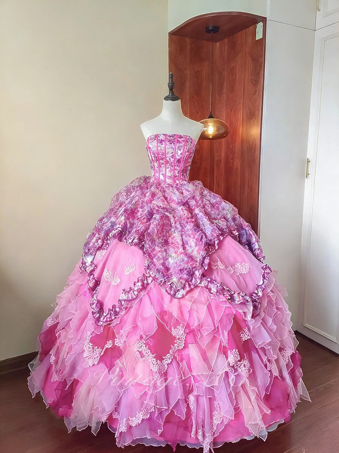Stunning Prom Dress Strapless Print Pleated Tiered Ball Gown Evening Dress Quinceanera Dress Birthday Party Dress    D4100