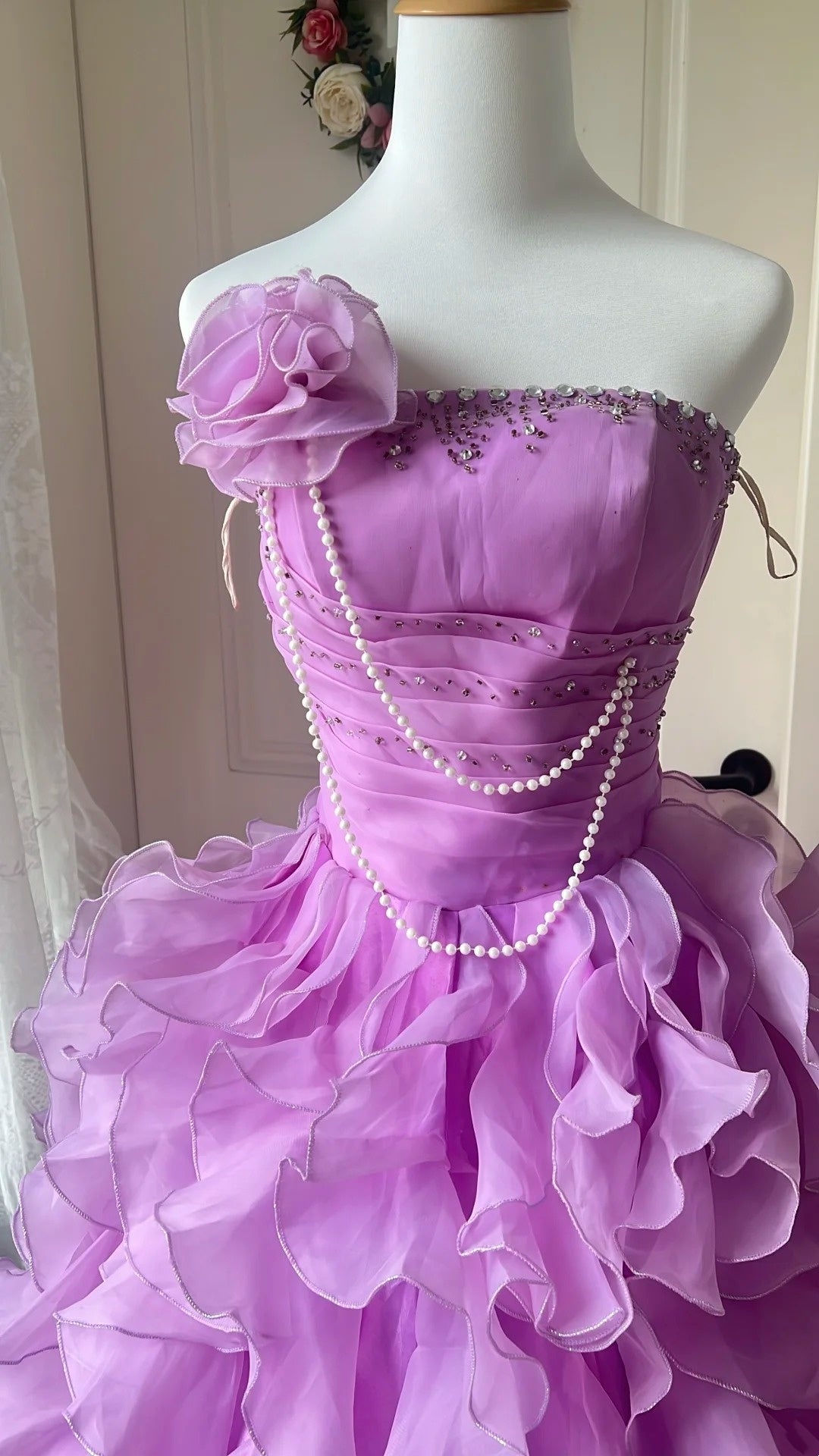 Beauty Prom Dress Light Purple Strapless Ruffle Pleated Ball Gown Evening Dress Sweet 16 Dress     D4112