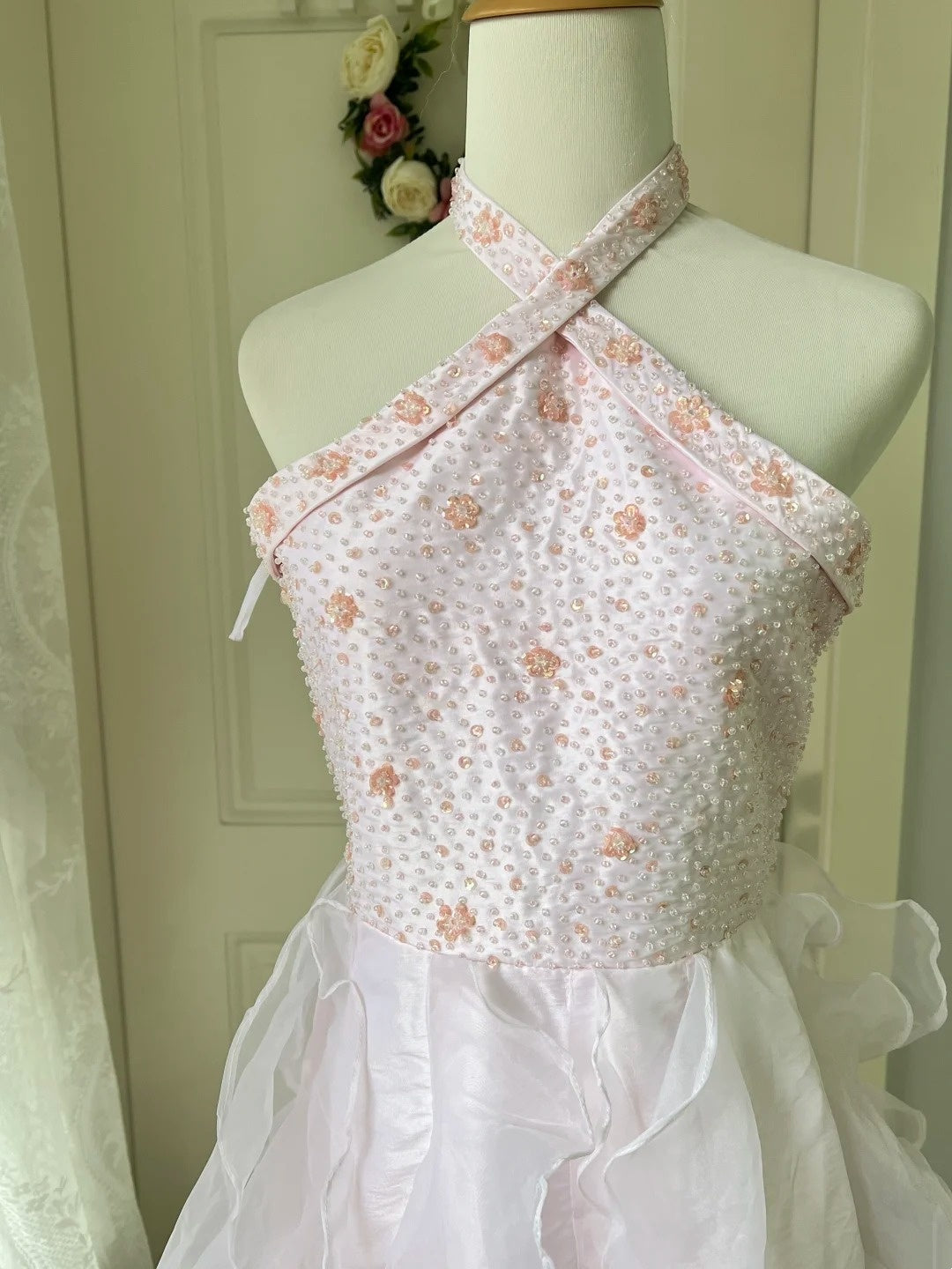 Beauty Prom Dress Halter Beading Ruffle Evening Dress Gala Dress Birthday Party Outfits    D4117