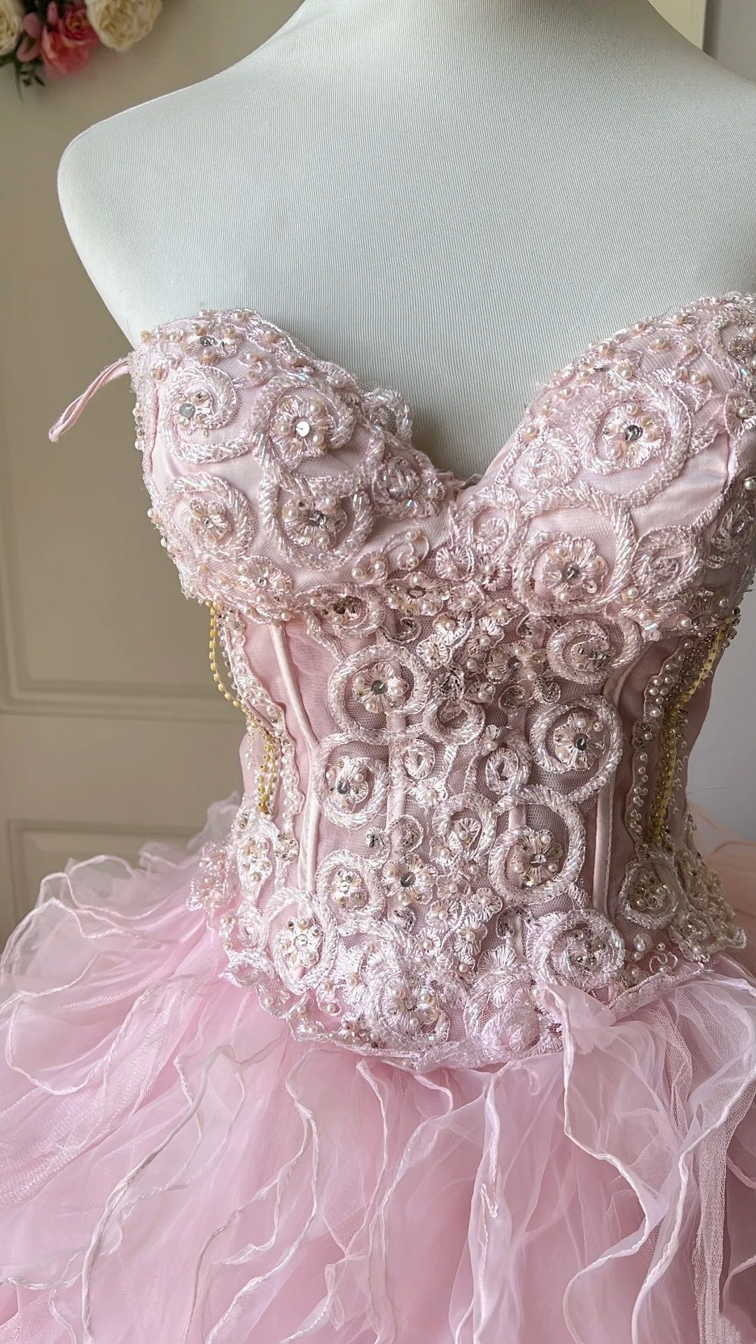 Beauty Prom Dress Sweetheart Ruffle Ball Gown Evening Dress  Sweet 16 Dress Birthday Outfits     D4120