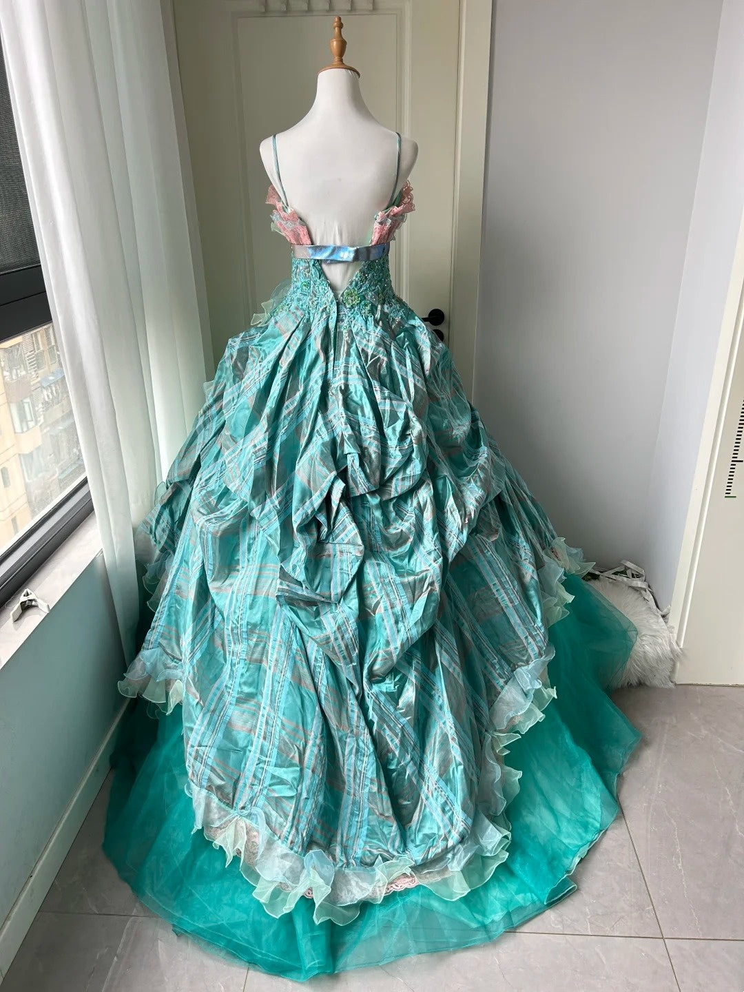 New Arrival Prom Dress Spaghetti Straps Pleated Ball Gown Evening Dress Quinceanera Dress    D4122