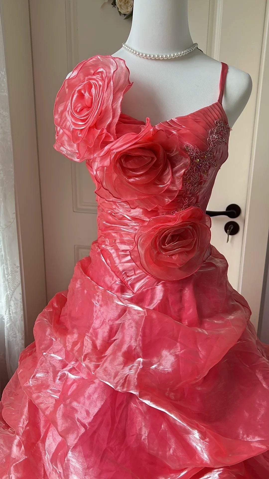 Beauty Prom Dress Spaghetti Straps Pleated Ball Gown Evening Dress Sweet 16 Dress       D4133