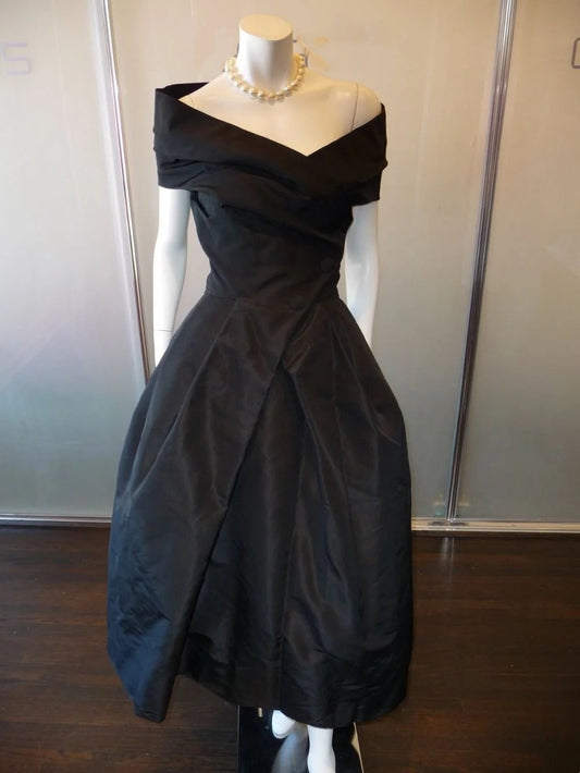 Elegant Prom Dress Black Asymmetrical Neck Pleated Evening Dress Gala Dress Formal Dress  D4151