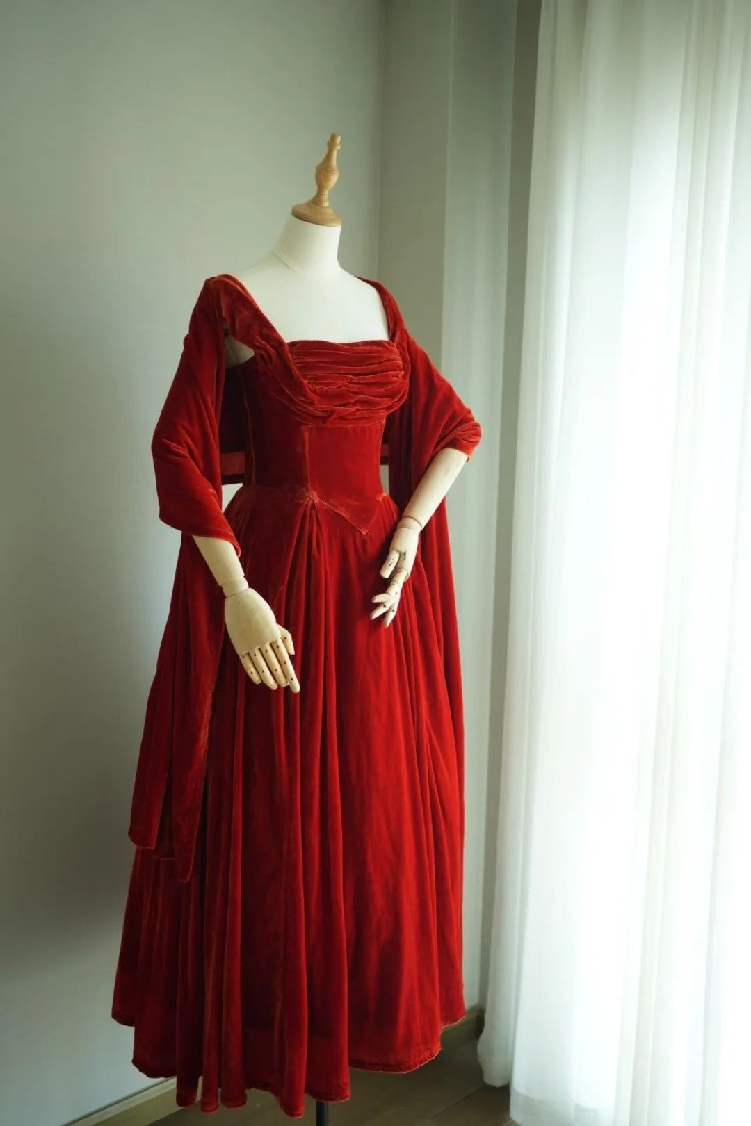 Elegant Prom Dress Velvet Square Neck Pleated Gala Gown Formal Dress Evening Dress D4169