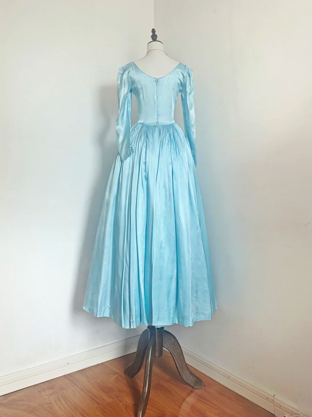 Glänzendes Ballkleid mit herzförmigem Pailletten-Meerjungfrauen-Abendkleid, Galakleid, Geburtstagspartykleid, D3415