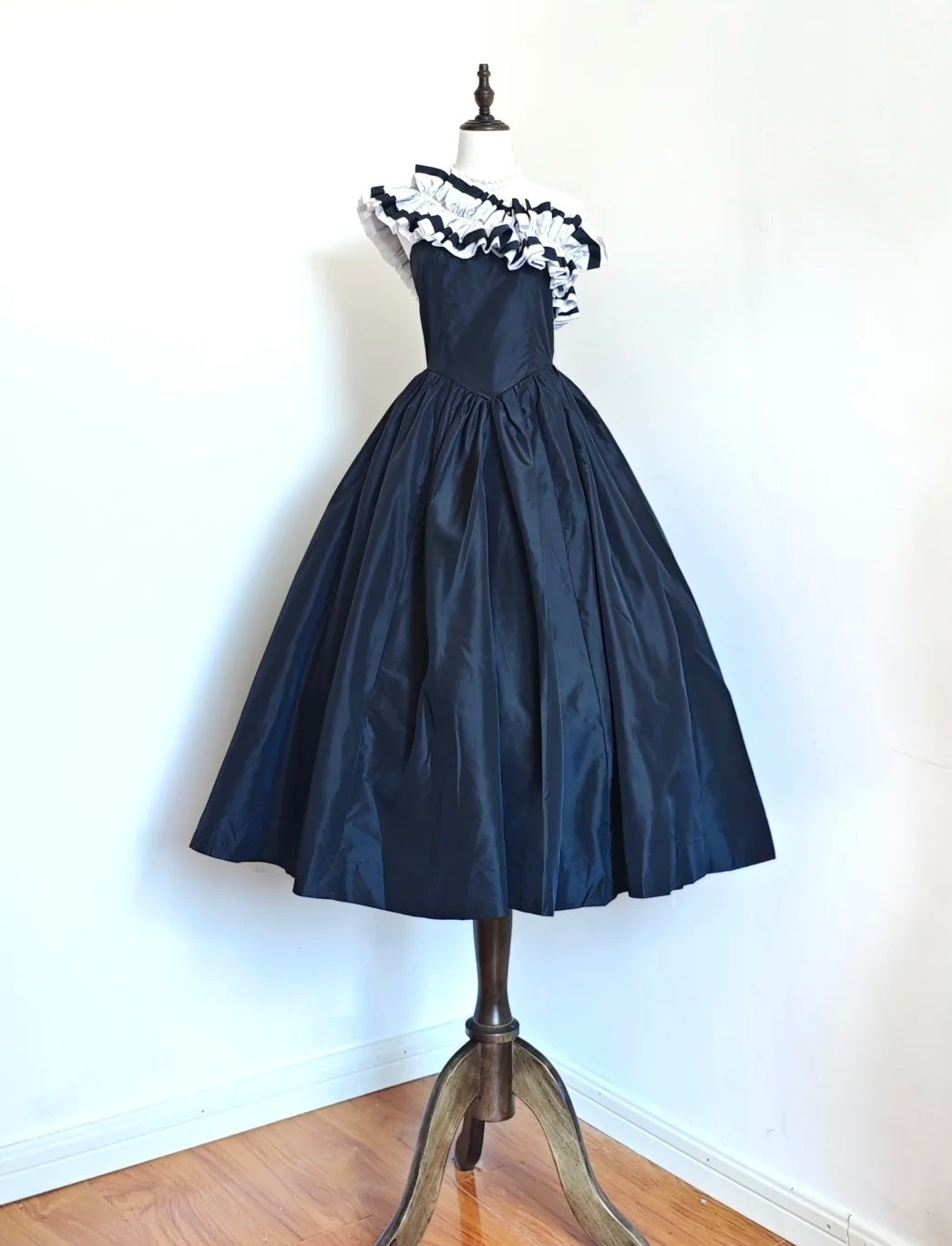 Glänzendes Ballkleid mit herzförmigem Pailletten-Meerjungfrauen-Abendkleid, Galakleid, Geburtstagspartykleid, D3415