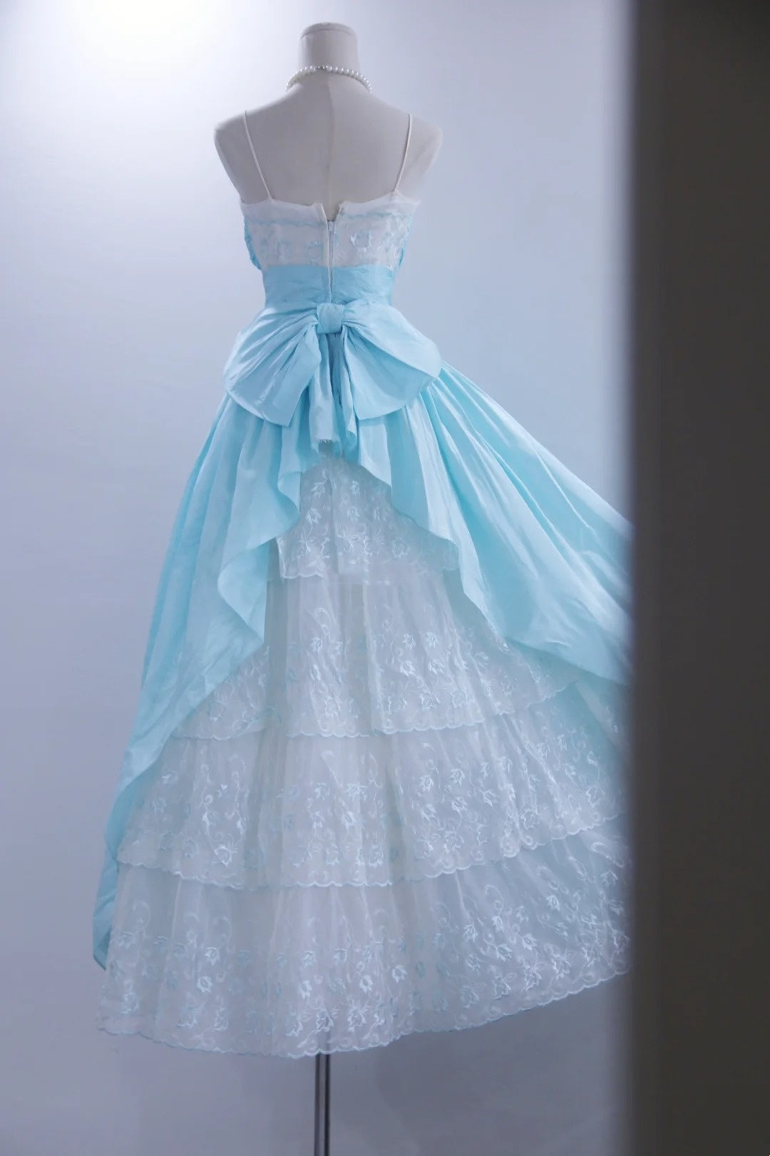 Glänzendes Ballkleid mit herzförmigem Pailletten-Meerjungfrauen-Abendkleid, Galakleid, Geburtstagspartykleid, D3415