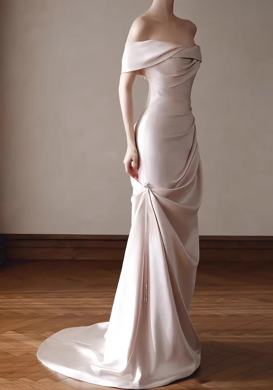 Newest Wedding Dress Off Shoulder Pleated Wedding Dress   D4322