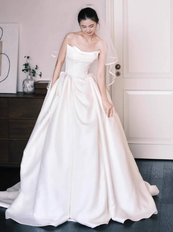 Beauty Brautkleid A-Linie Herzausschnitt Plissee Brautkleid D3302