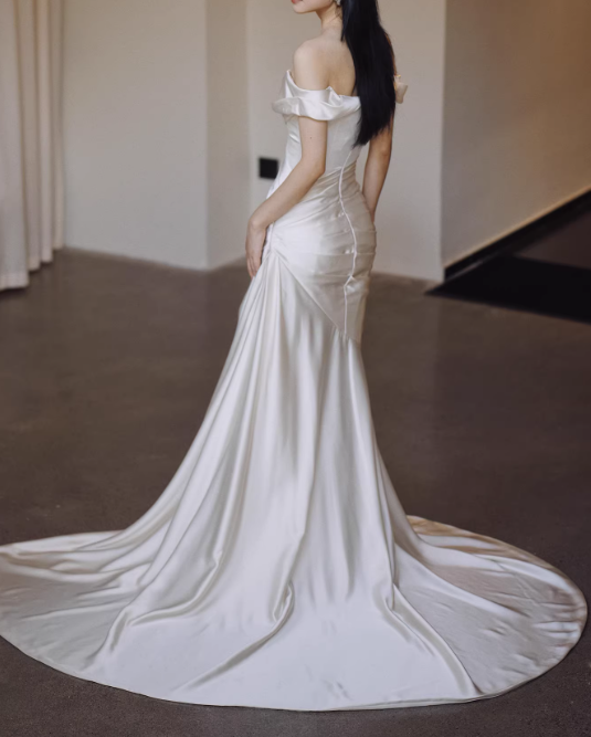 Newest Wedding Dress Satin Off Shoulder Pleated Mermaid Wedding Dresses   D4326