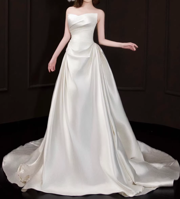 Beauty Brautkleid A-Linie Herzausschnitt Plissee Brautkleid D3302