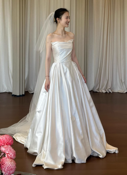Beauty Brautkleid A-Linie Herzausschnitt Plissee Brautkleid D3302