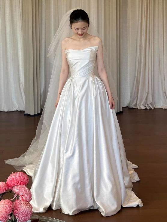 Beauty Brautkleid A-Linie Herzausschnitt Plissee Brautkleid D3302