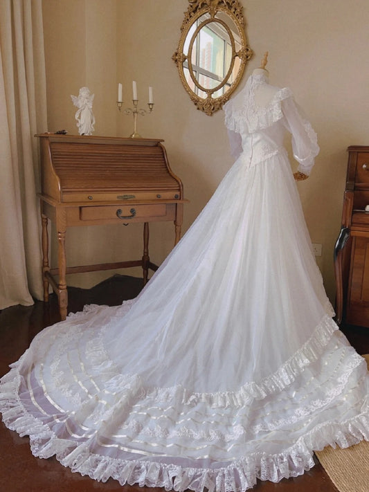 Stunning Wedding Dress A Line High Collar Tulle Pleated Wedding Dress  D4344