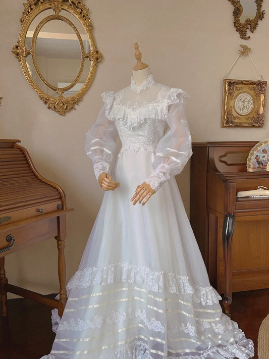 Stunning Wedding Dress A Line High Collar Tulle Pleated Wedding Dress  D4344