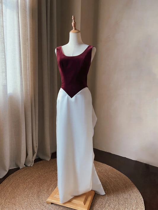 Retro Wedding Dress Crew Neck Backless Wedding Dress  D4345