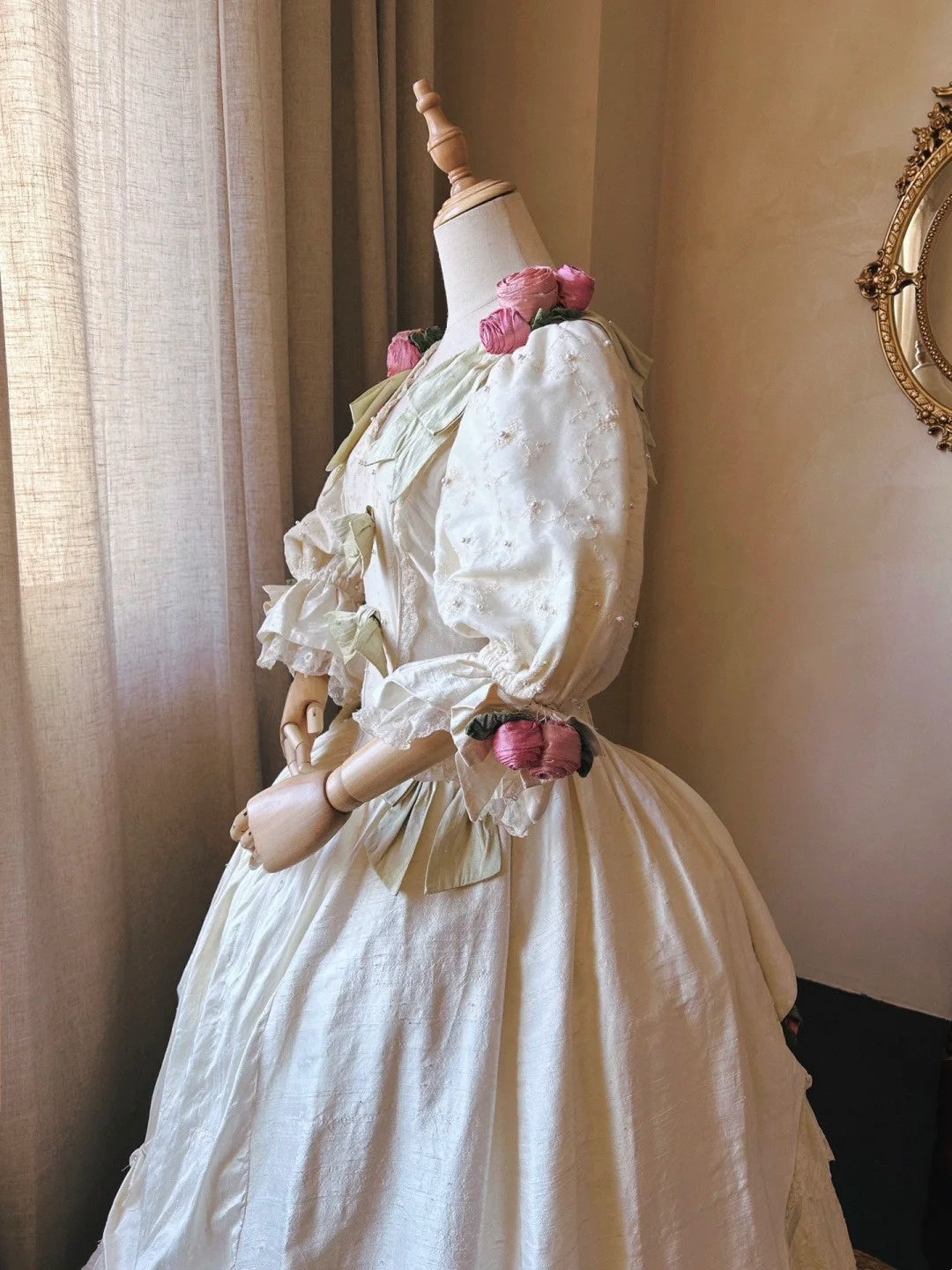 Robe de mariée beauté A-Line, décolleté en cœur, plissée, D3302