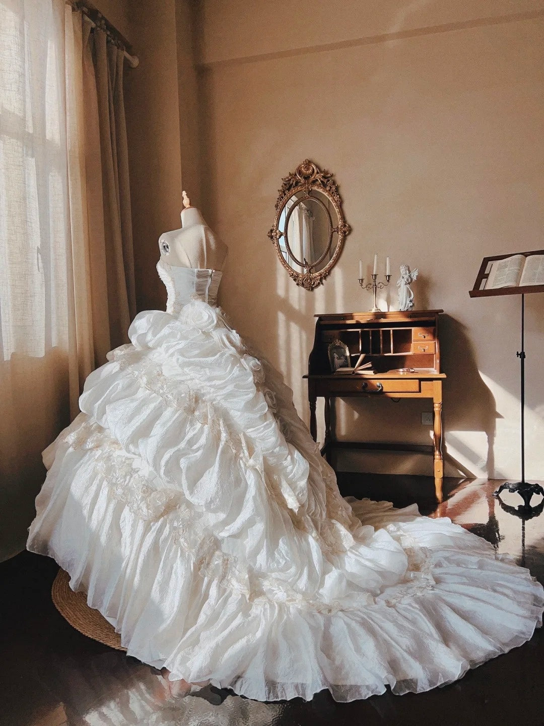 Charming Wedding Dress Strapless Pleated Wedding Dress  D4348