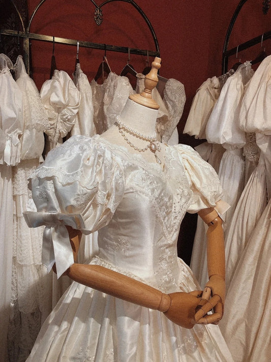 Vintage Wedding Dress Asymmetrical Neck Wedding Dress  D4368