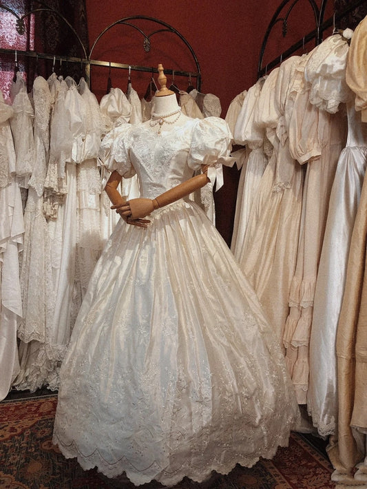 Vintage Wedding Dress Asymmetrical Neck Wedding Dress  D4368