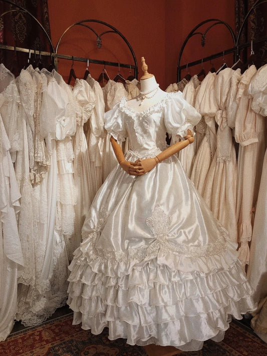 Retro Wedding Dress V-neck Pleated Tiered Wedding Dress  D4372