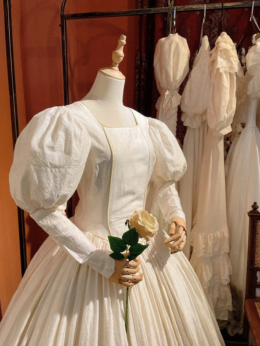 Vintage Wedding Dress Square Neck Pleated Wedding Dress  D4373