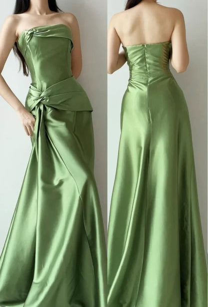 Minimalist Prom Dress Strapless Pleated Gala Dress Evening Dress Formal Dress   D4410