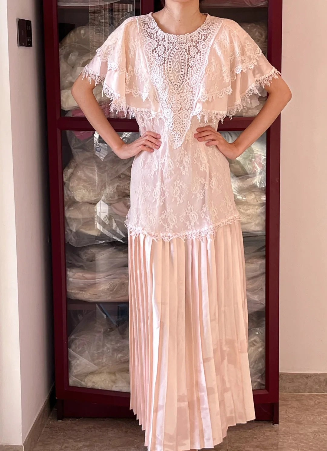 Vintage Wedding Dress Crew Neck Lace Pleated Wedding Dress  D4442