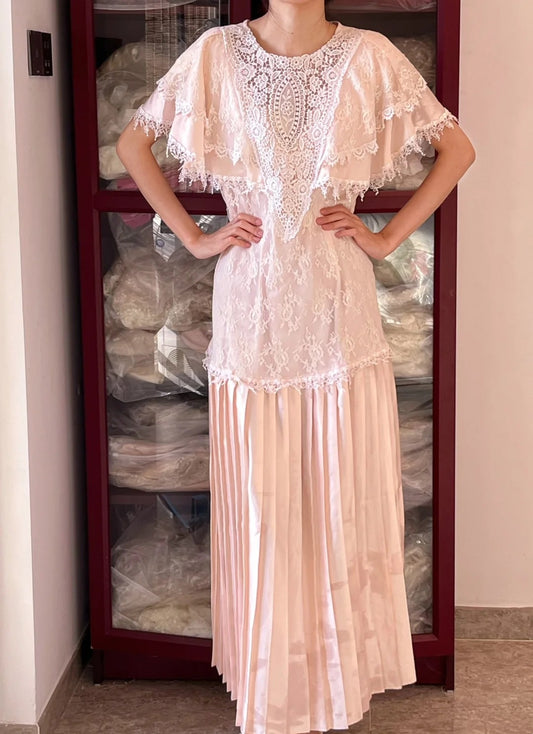 Vintage Wedding Dress Crew Neck Lace Pleated Wedding Dress  D4442