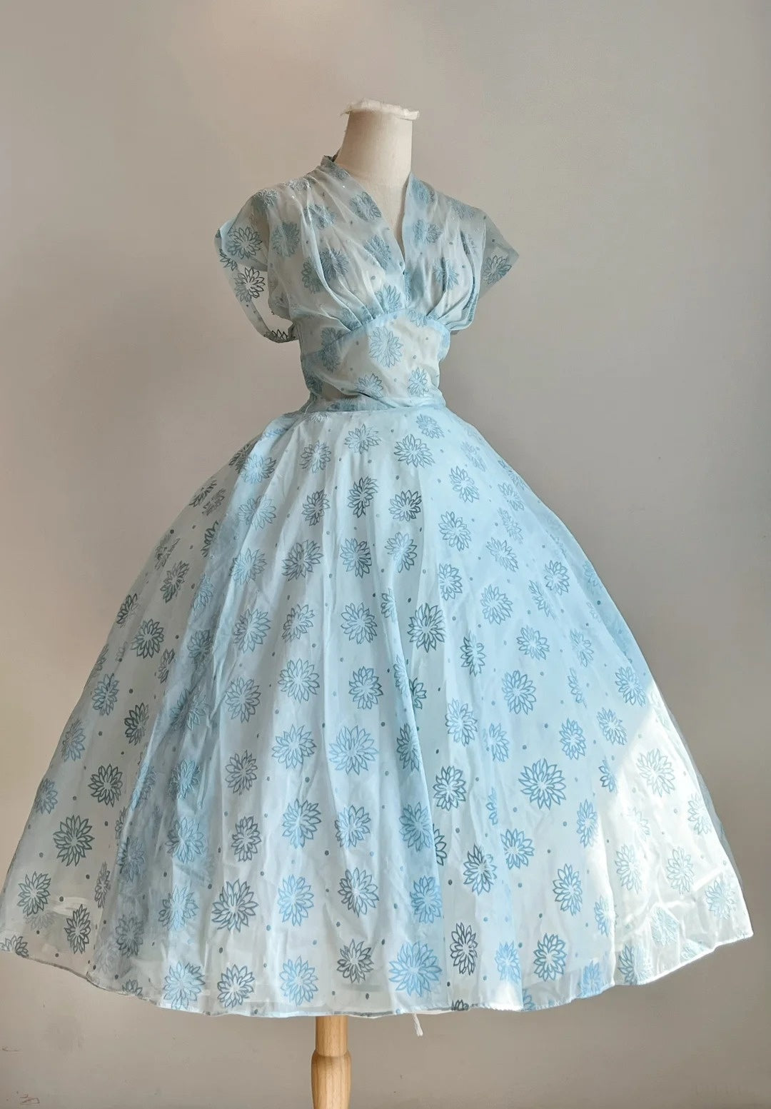 Glänzendes Ballkleid mit herzförmigem Pailletten-Meerjungfrauen-Abendkleid, Galakleid, Geburtstagspartykleid, D3415