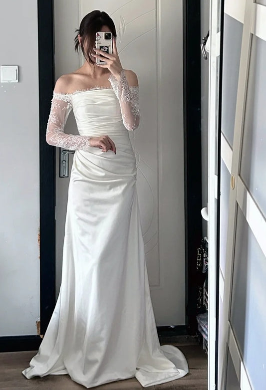 Elegant Wedding Dress Off Shoulder Pleated Long Sleeves Wedding Dress  D4495