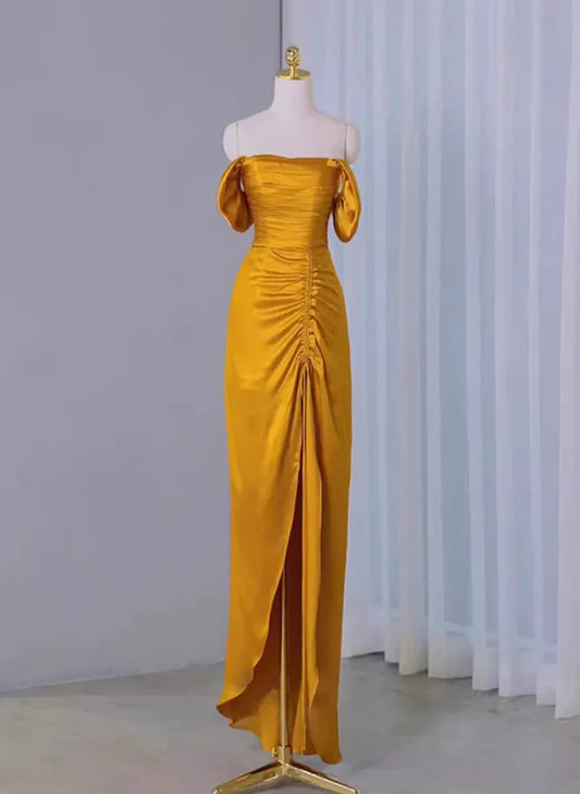 Robe longue jaune à épaules dénudées et fente latérale pour bal de promo MD7739